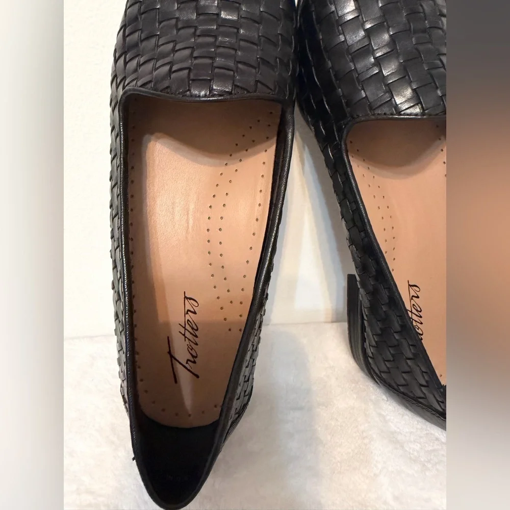 Trotters Black Woven Leather Flats